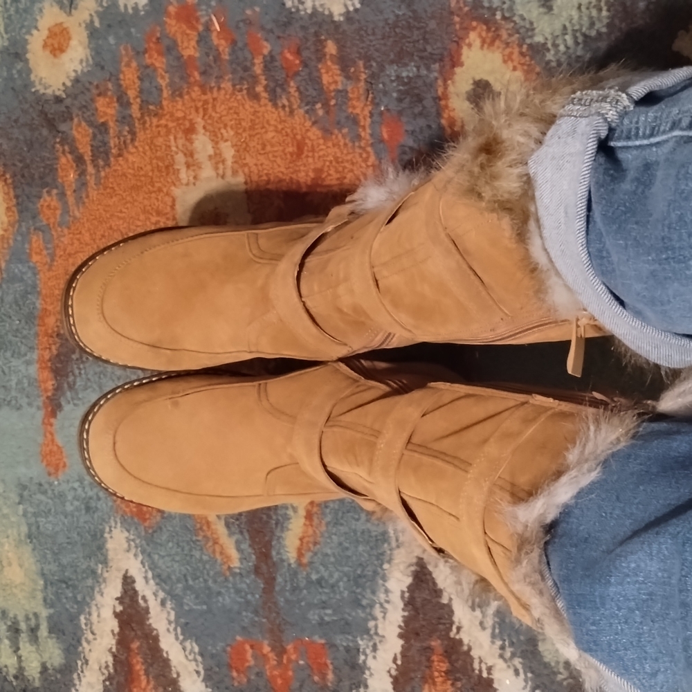Brown boots by Apres 7